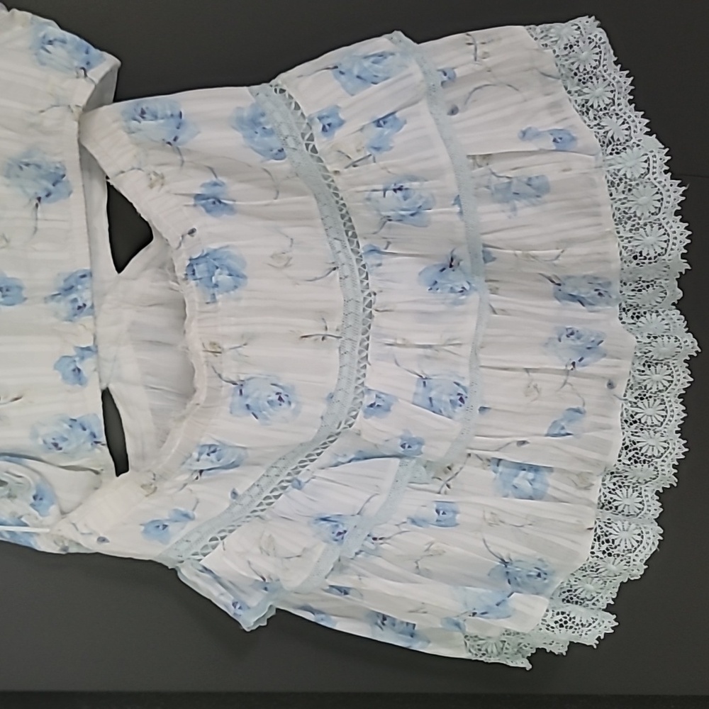 Dress - Picture 5 of 8